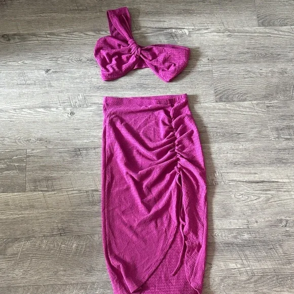 Pink Two-Piece Set - Picture 2 of 2